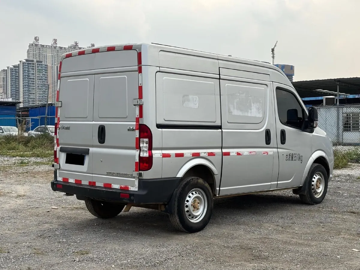 2018 DongFeng DFAC YuFeng 2.5T 136HP L4 6MT,autocango,china used car exporter,china ev exporter,chinese used car exporter,chinese used ev exporter