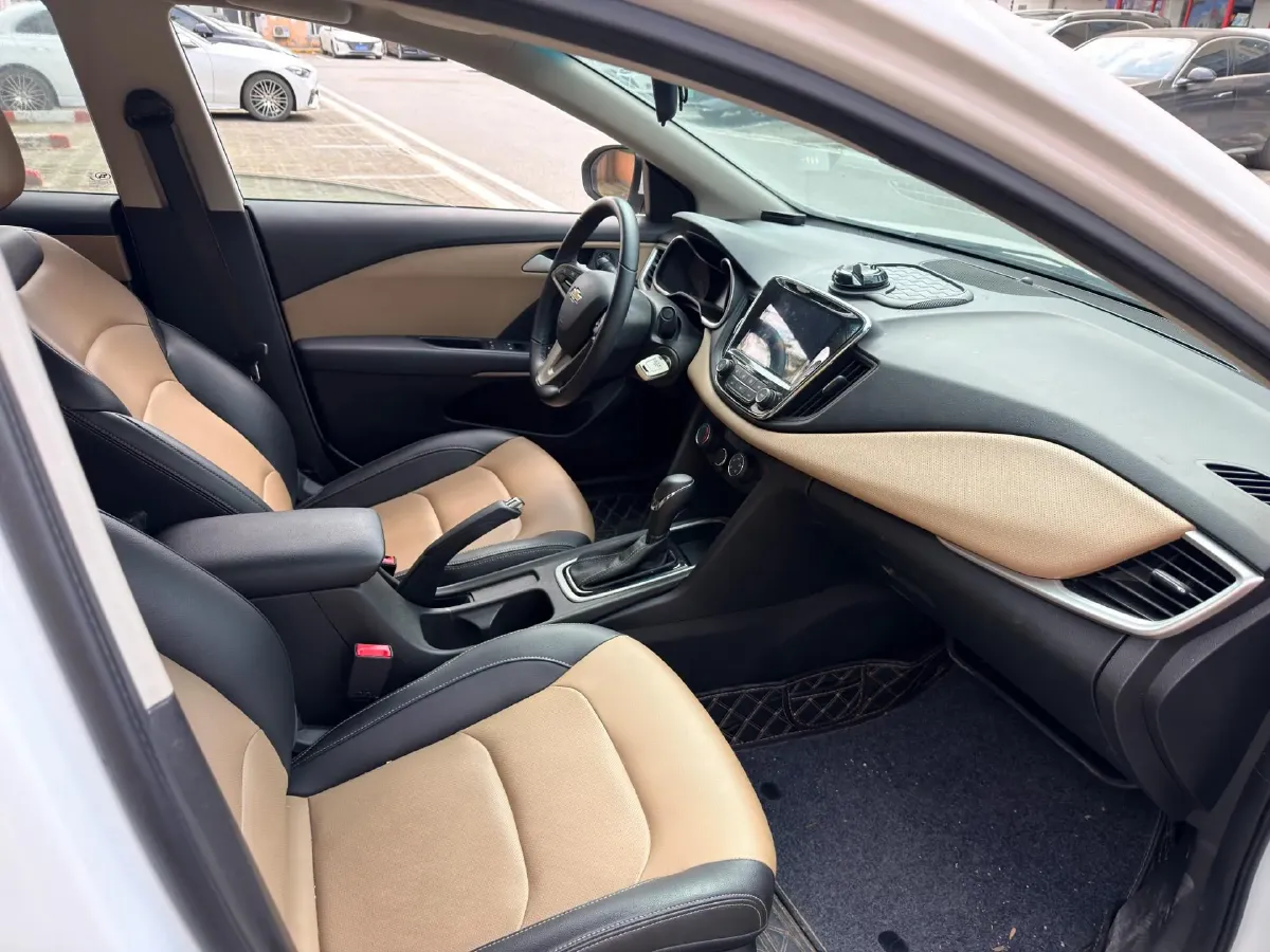 2020 Chevrolet Monza 1.5L 113HP L4 6AT,autocango,china used car exporter,china ev exporter,chinese used car exporter,chinese used ev exporter