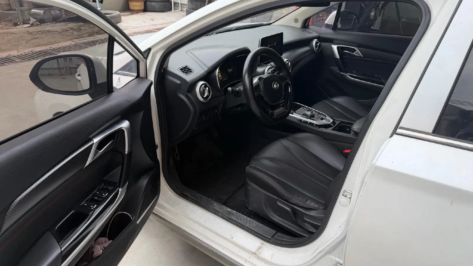 2018 BeiJing Auto EU5 BEV 53.66KWH,autocango,china used car exporter,china ev exporter,chinese used car exporter,chinese used ev exporter