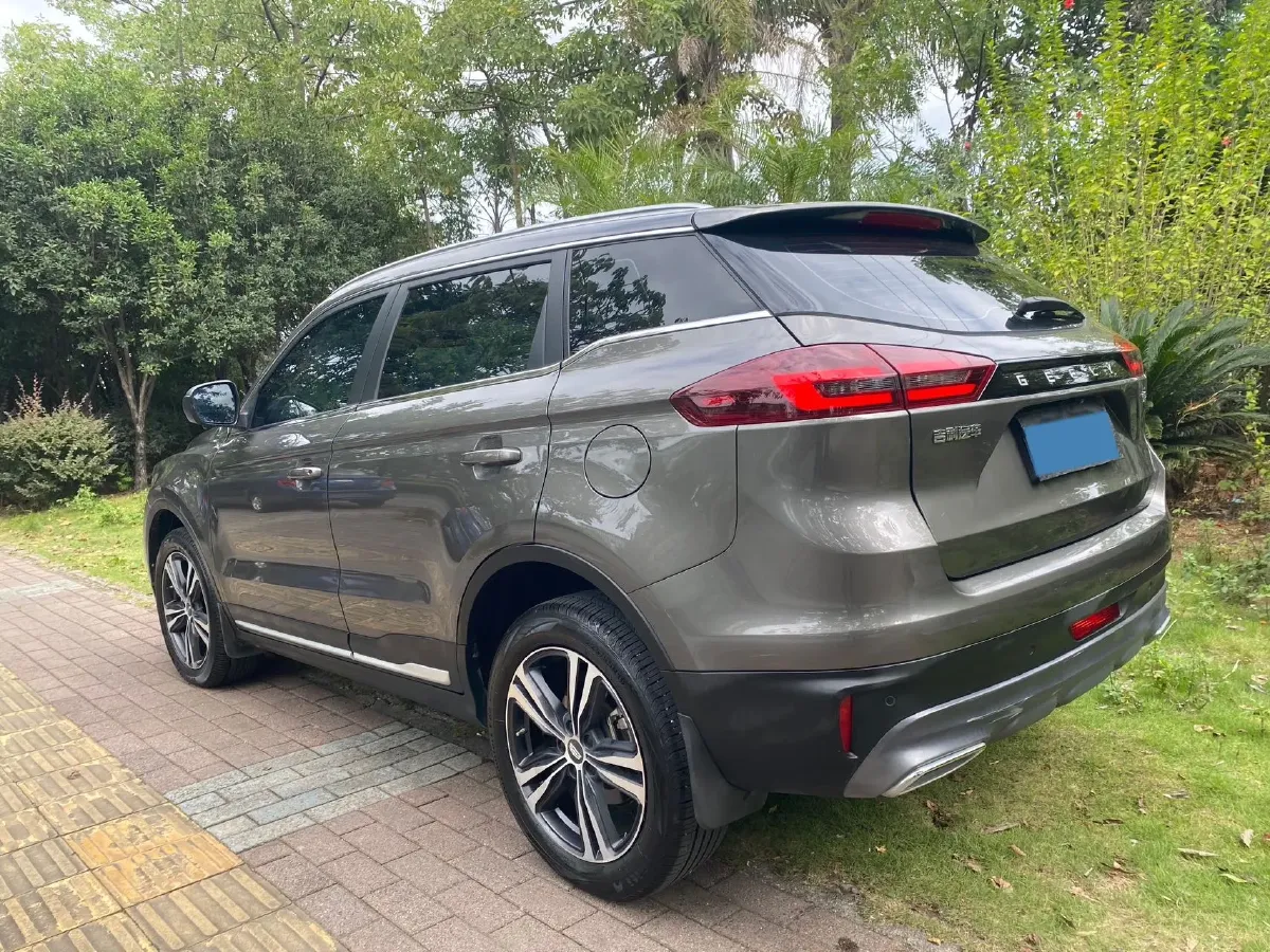 2022 Geely Azkarra 1.8T 184HP L4 7DCT,autocango,china used car exporter,china ev exporter,chinese used car exporter,chinese used ev exporter