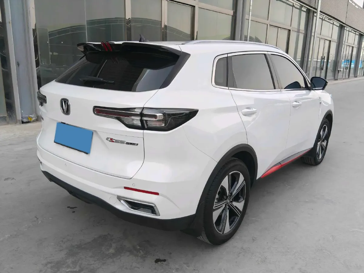 2022 ChangAn Oshan X7 Plus 1.5T 188HP L4 7DCT,autocango,china used car exporter,china ev exporter,chinese used car exporter,chinese used ev exporter