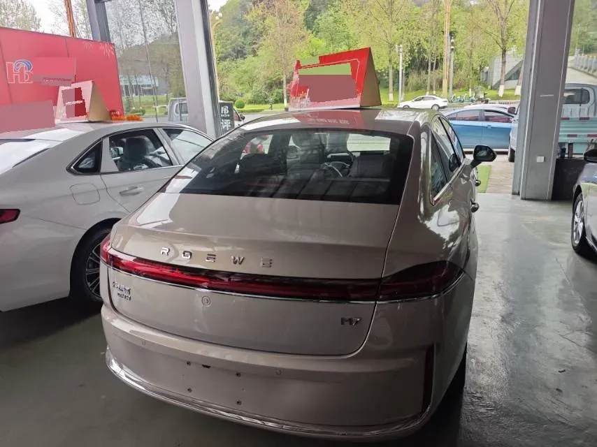 2025 Roewe M7 DMH 1.5L 112HP L4 1DHT PHEV,autocango,china used car exporter,china ev exporter,chinese used car exporter,chinese used ev exporter