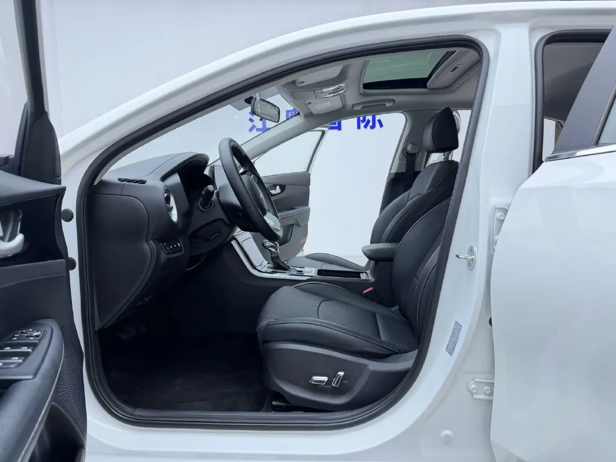 2021 Kia K3 1.5L 115HP L4 CVT,autocango,china used car exporter,china ev exporter,chinese used car exporter,chinese used ev exporter