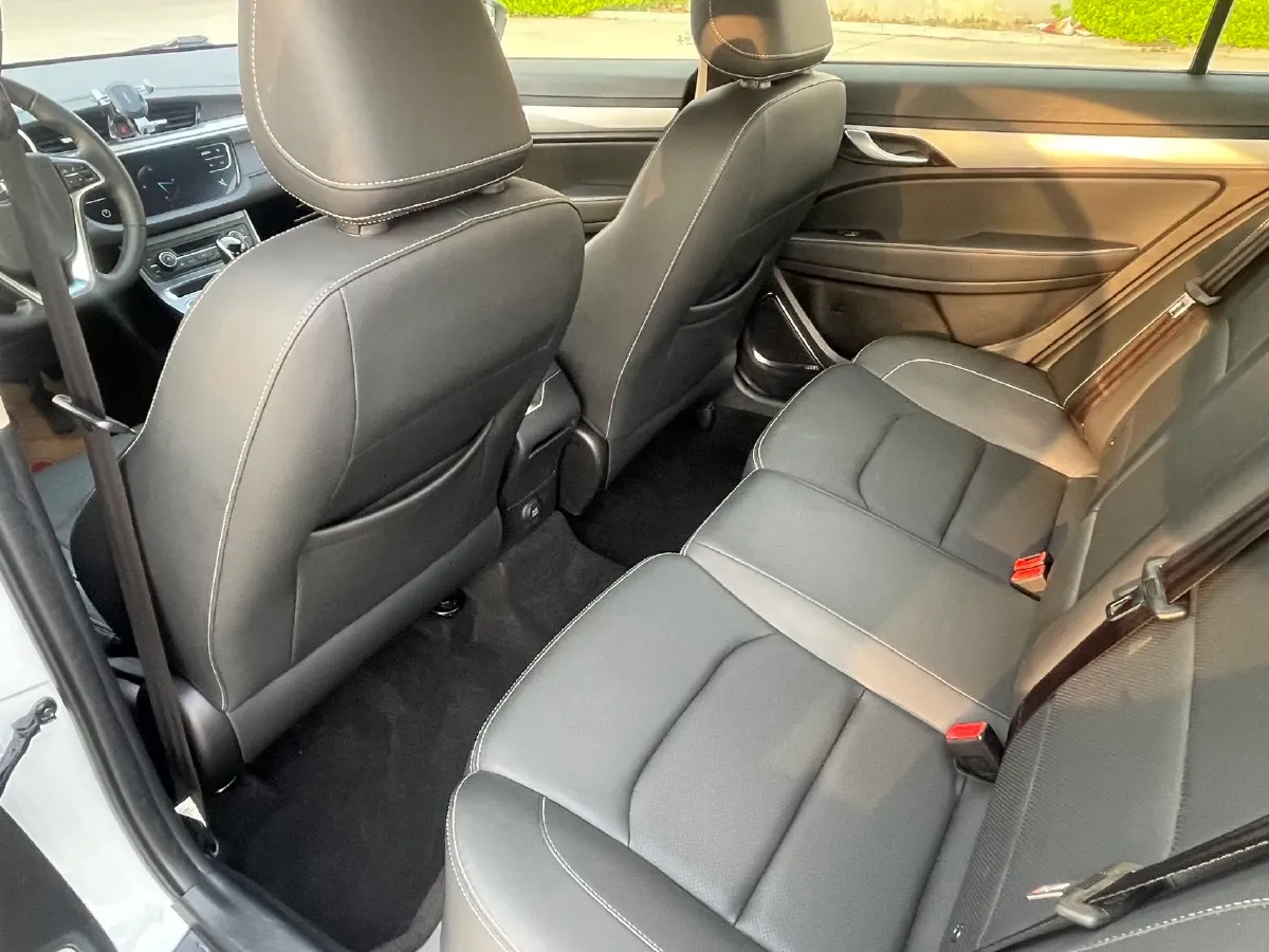 2018 Geely Emgrand 1.5L 109HP L4 CVT,autocango,china used car exporter,china ev exporter,chinese used car exporter,chinese used ev exporter