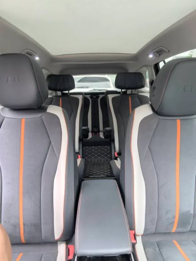 2022 Volkswagen ID.6 Crozz BEV 84.8KWH,autocango,china used car exporter,china ev exporter,chinese used car exporter,chinese used ev exporter