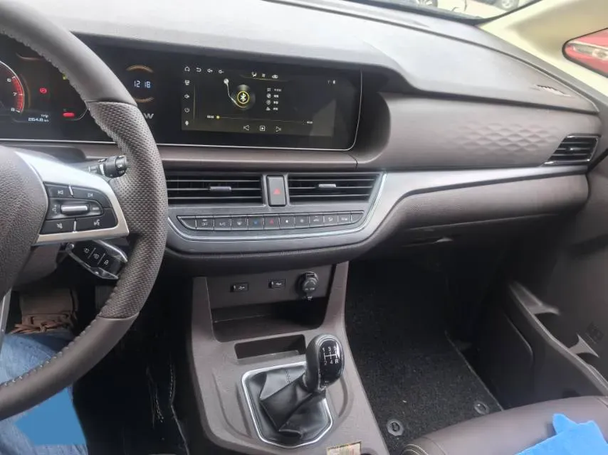 2023 BAW RuiSheng Trump M7 2.0L 144HP L4 5MT,autocango,china used car exporter,china ev exporter,chinese used car exporter,chinese used ev exporter