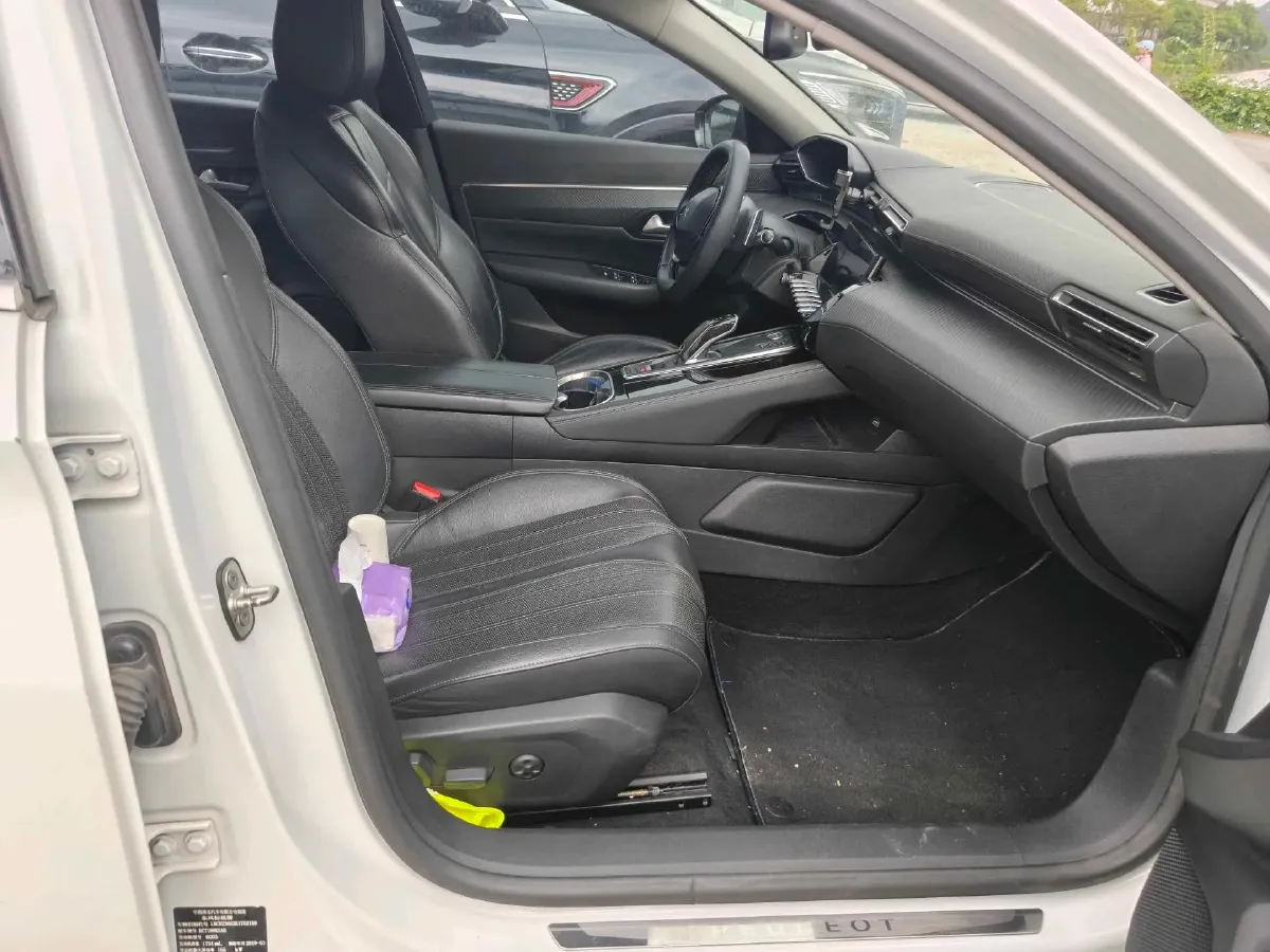 2019 Peugeot 508 1.8T 211HP L4 8AT,autocango,china used car exporter,china ev exporter,chinese used car exporter,chinese used ev exporter