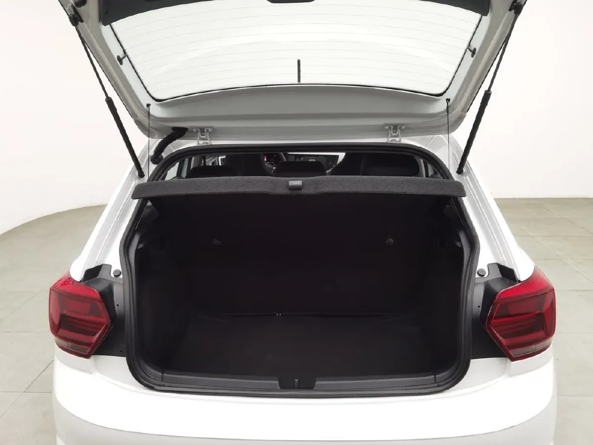 2023 Volkswagen Polo 1.5L 113HP L4 6AT,autocango,china used car exporter,china ev exporter,chinese used car exporter,chinese used ev exporter