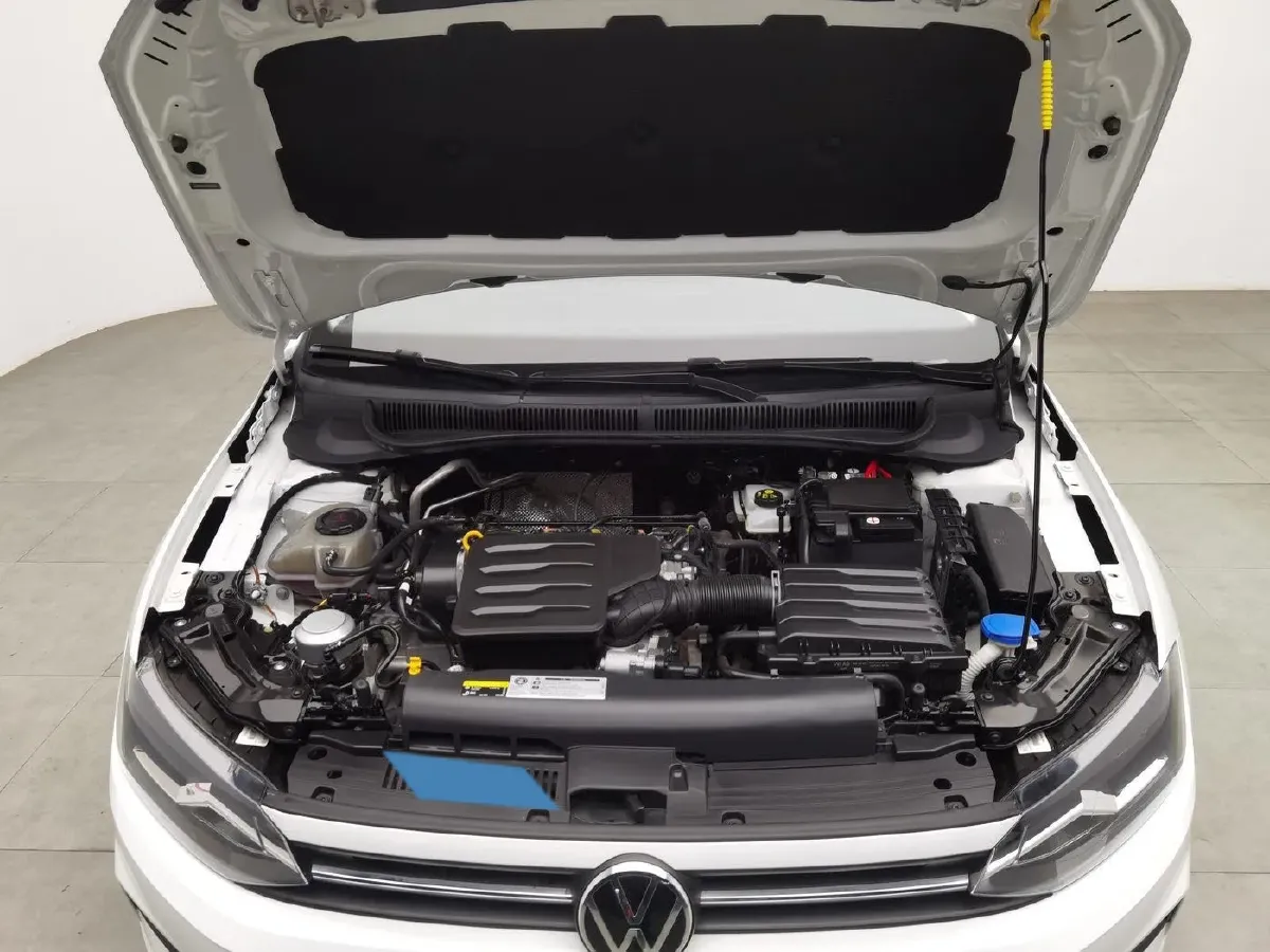 2023 Volkswagen Polo 1.5L 113HP L4 6AT,autocango,china used car exporter,china ev exporter,chinese used car exporter,chinese used ev exporter