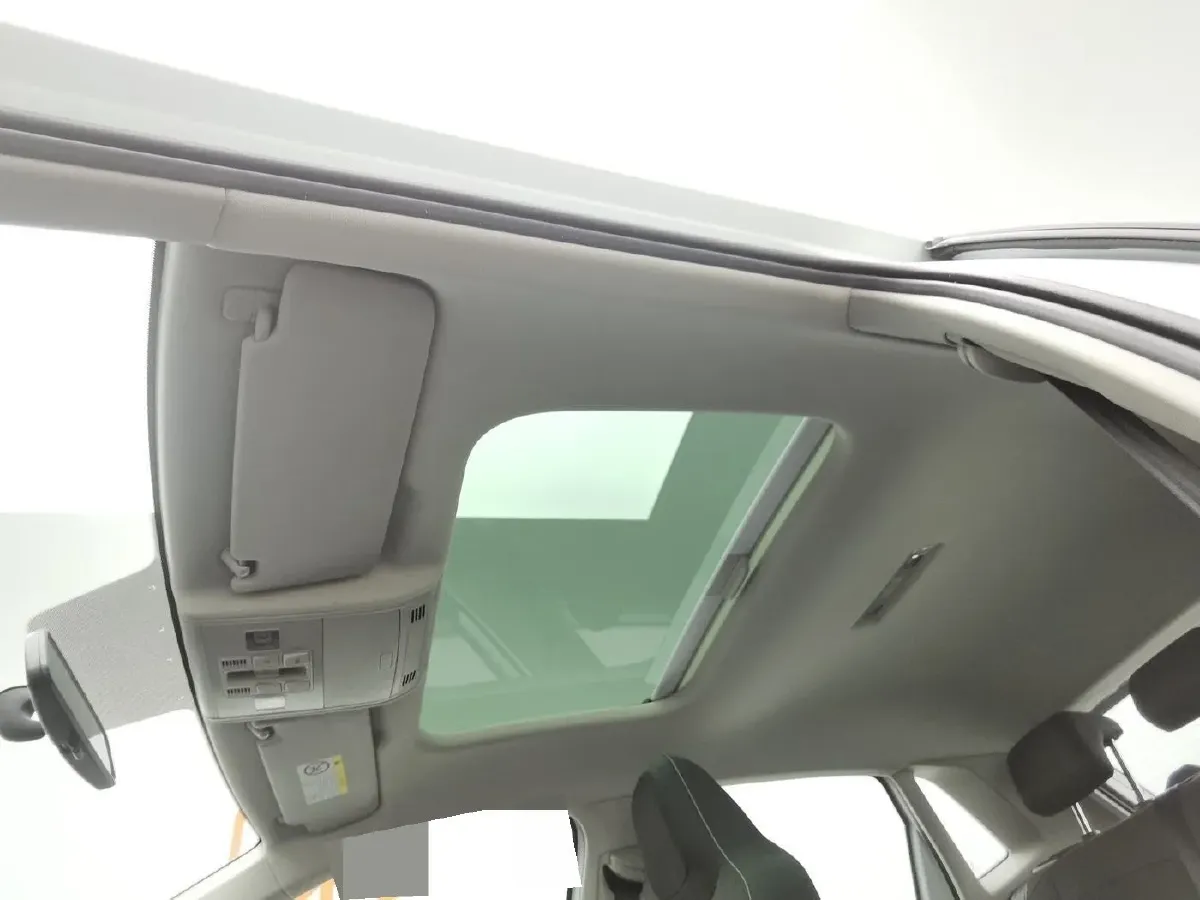 2023 Volkswagen Polo 1.5L 113HP L4 6AT,autocango,china used car exporter,china ev exporter,chinese used car exporter,chinese used ev exporter