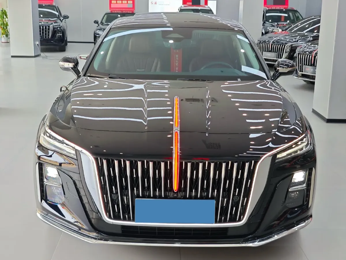 2024 HongQi H5 2.0T 224HP L4 8AT,autocango,china used car exporter,china ev exporter,chinese used car exporter,chinese used ev exporter