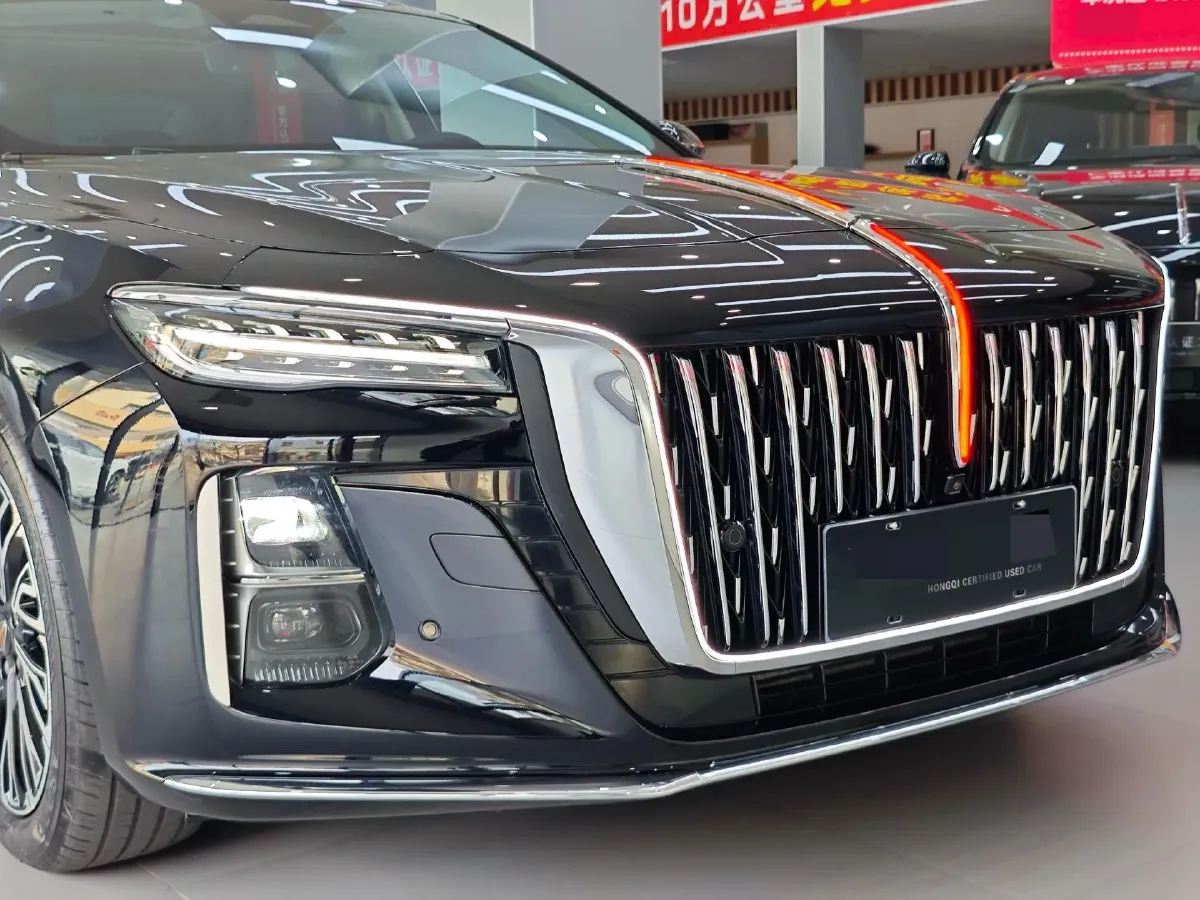 2024 HongQi H5 2.0T 224HP L4 8AT,autocango,china used car exporter,china ev exporter,chinese used car exporter,chinese used ev exporter