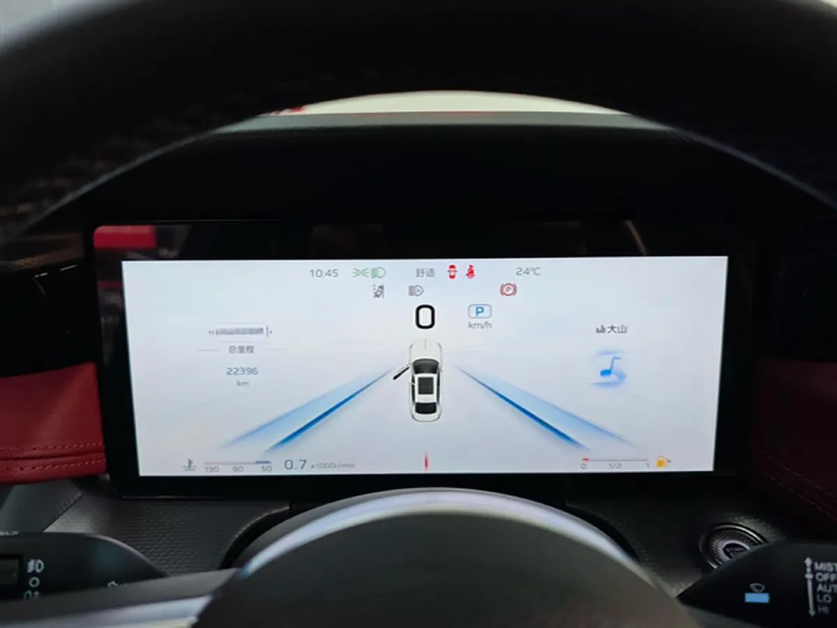 2024 HongQi H5 2.0T 224HP L4 8AT,autocango,china used car exporter,china ev exporter,chinese used car exporter,chinese used ev exporter