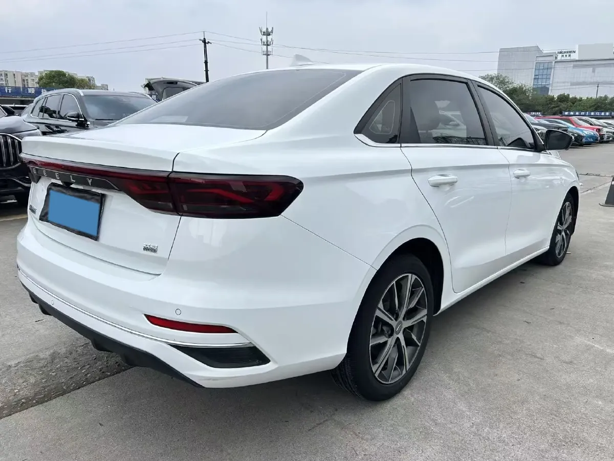2022 Geely Emgrand 1.5L 114HP L4 CVT,autocango,china used car exporter,china ev exporter,chinese used car exporter,chinese used ev exporter
