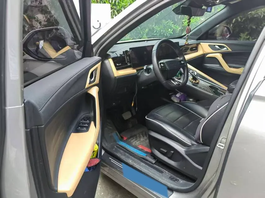 2023 Roewe RX5 1.5T 188HP L4 7DCT,autocango,china used car exporter,china ev exporter,chinese used car exporter,chinese used ev exporter