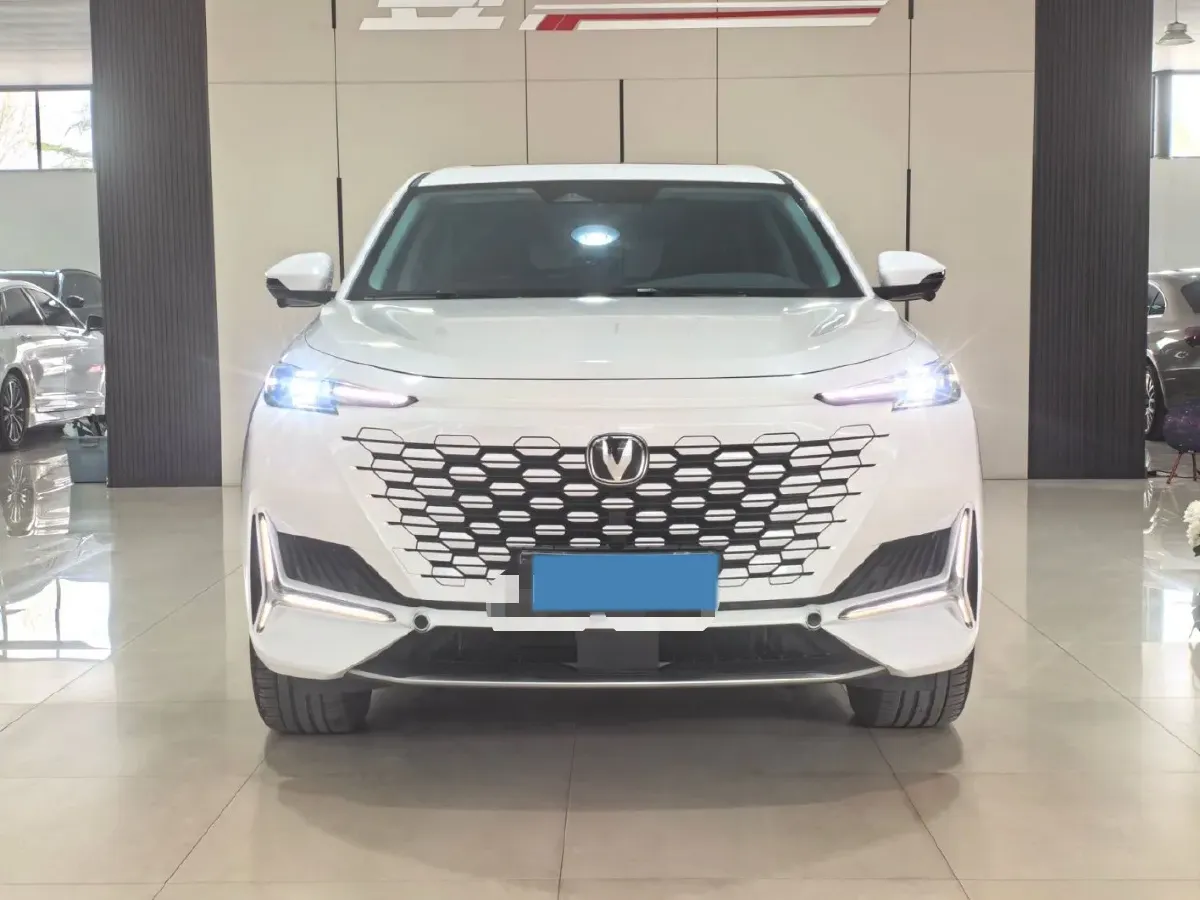 2024 ChangAn UNI-K 2.0T 233HP L4 8AT,autocango,china used car exporter,china ev exporter,chinese used car exporter,chinese used ev exporter