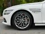 2023 Genesis G80 2.5T 304HP L4 8AT