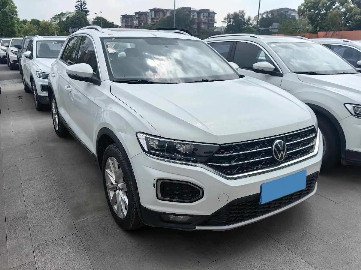 2023 Volkswagen T-Roc 1.4T 150HP L4 7DCT,autocango,china used car exporter,china ev exporter,chinese used car exporter,chinese used ev exporter
