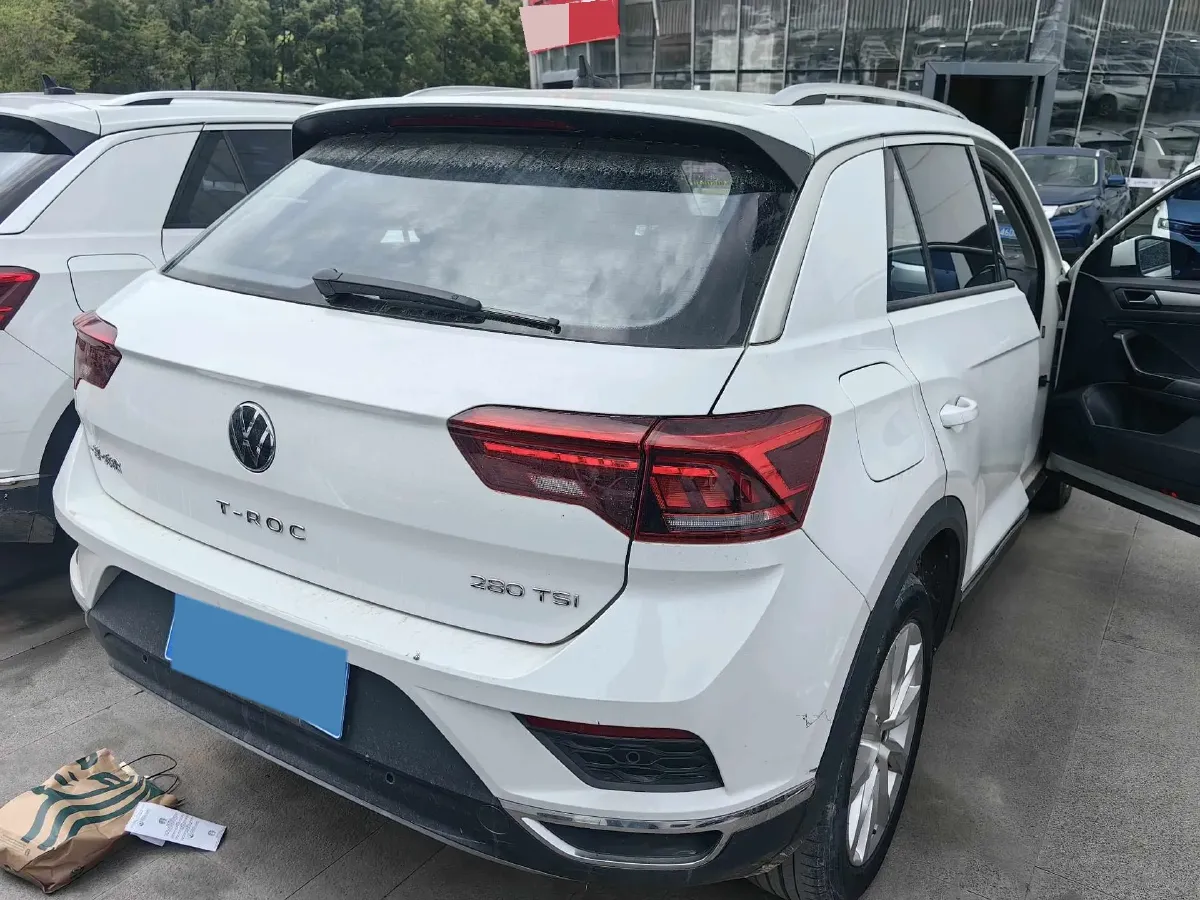 2023 Volkswagen T-Roc 1.4T 150HP L4 7DCT,autocango,china used car exporter,china ev exporter,chinese used car exporter,chinese used ev exporter