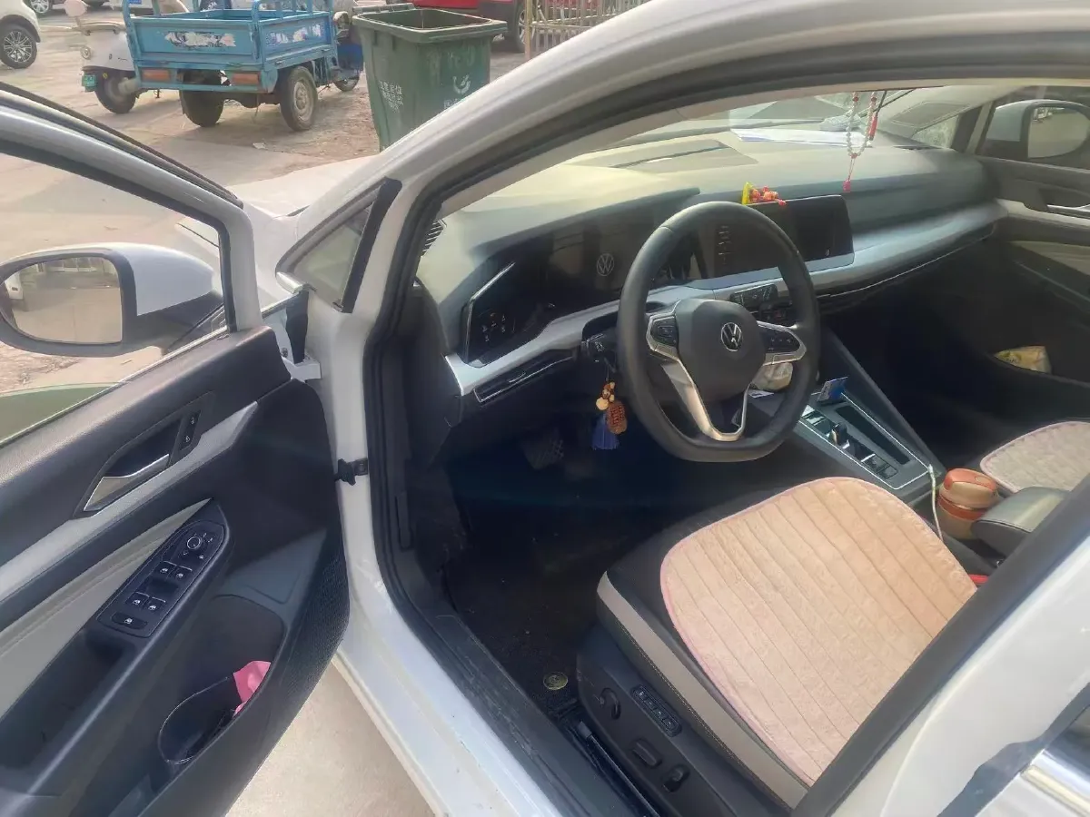 2023 Volkswagen Golf 1.4T 150HP L4 7DCT,autocango,china used car exporter,china ev exporter,chinese used car exporter,chinese used ev exporter