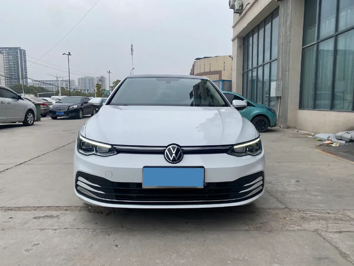 2023 Volkswagen Golf 1.4T 150HP L4 7DCT,autocango,china used car exporter,china ev exporter,chinese used car exporter,chinese used ev exporter