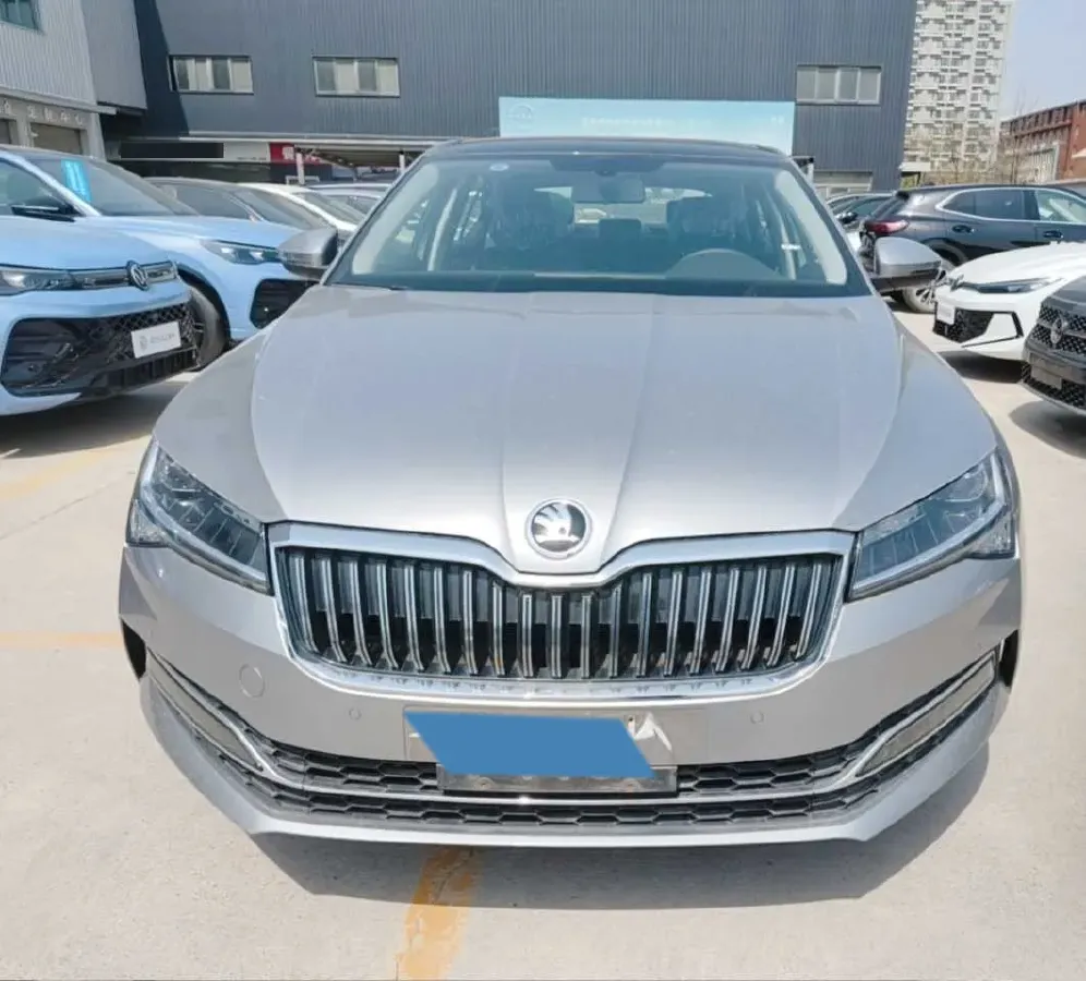 2024 Skoda Superb 1.4T 150HP L4 7DCT,autocango,china used car exporter,china ev exporter,chinese used car exporter,chinese used ev exporter