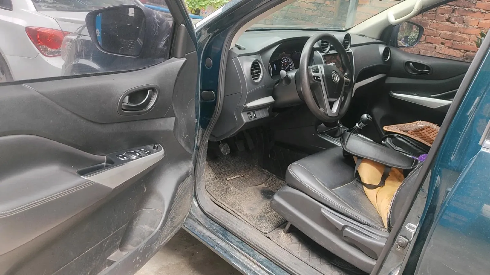 2020 Dongfeng RuiQi 6 2.4L 158HP L4 5MT,autocango,china used car exporter,china ev exporter,chinese used car exporter,chinese used ev exporter