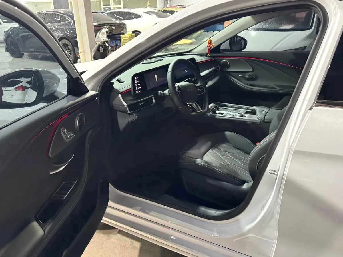 2024 Chery Arrizo 8 1.6T 197HP L4 7DCT,autocango,china used car exporter,china ev exporter,chinese used car exporter,chinese used ev exporter