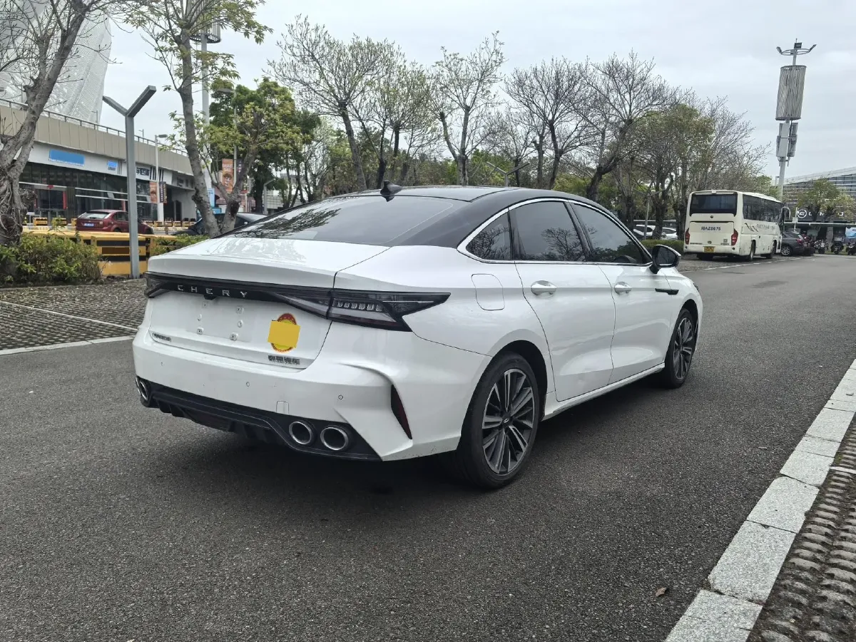 2024 Chery Arrizo 8 1.6T 197HP L4 7DCT,autocango,china used car exporter,china ev exporter,chinese used car exporter,chinese used ev exporter