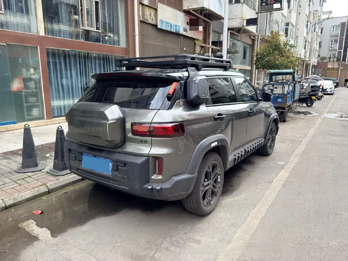 2025 Geely Cowboy 1.5T 181HP L4 7DCT,autocango,china used car exporter,china ev exporter,chinese used car exporter,chinese used ev exporter