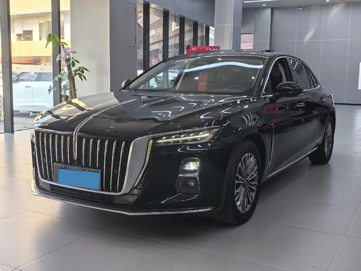 2023 HongQi H5 2.0T 224HP L4 8AT,autocango,china used car exporter,china ev exporter,chinese used car exporter,chinese used ev exporter