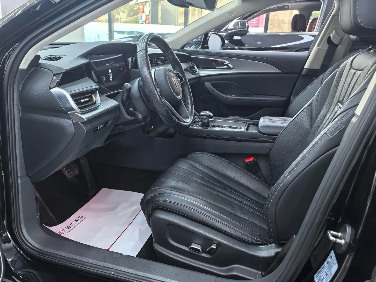 2023 HongQi H5 2.0T 224HP L4 8AT,autocango,china used car exporter,china ev exporter,chinese used car exporter,chinese used ev exporter