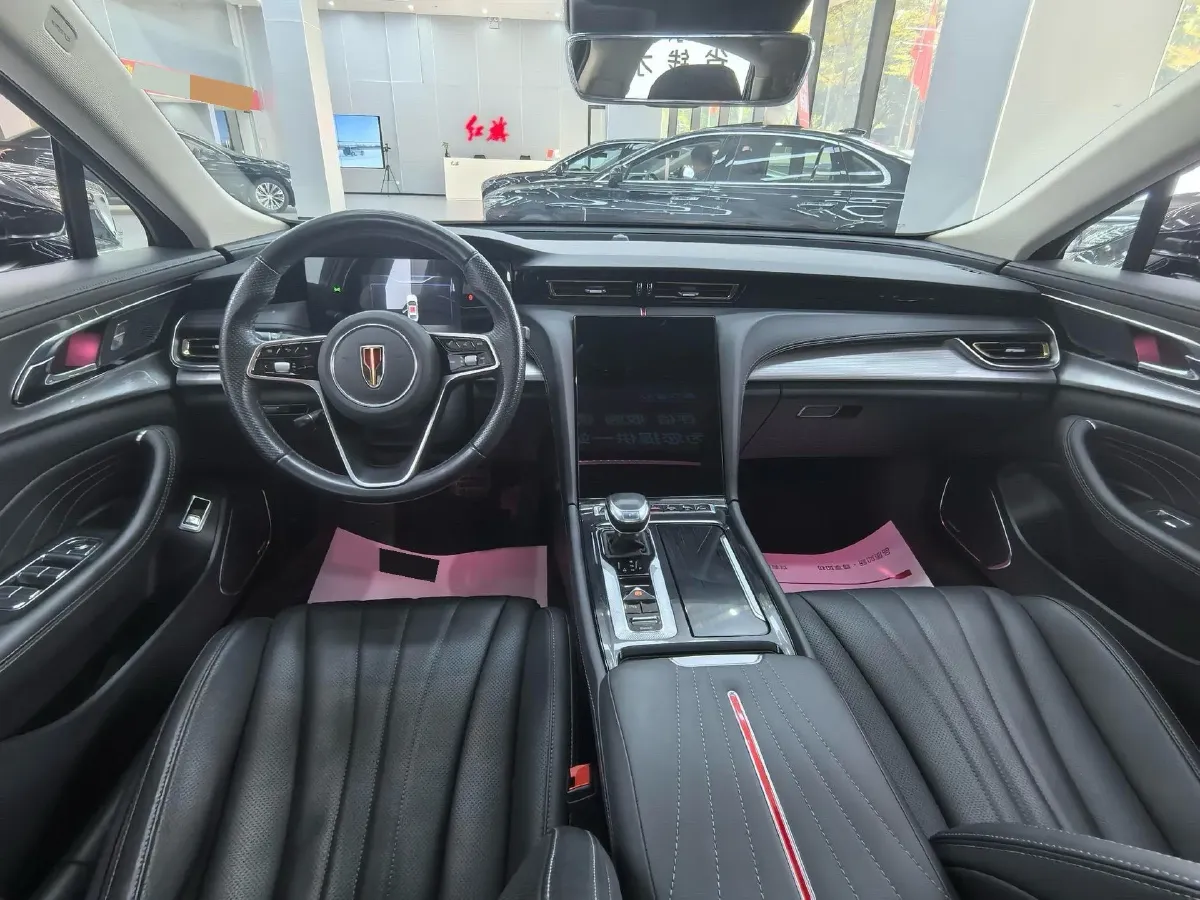 2023 HongQi H5 2.0T 224HP L4 8AT,autocango,china used car exporter,china ev exporter,chinese used car exporter,chinese used ev exporter