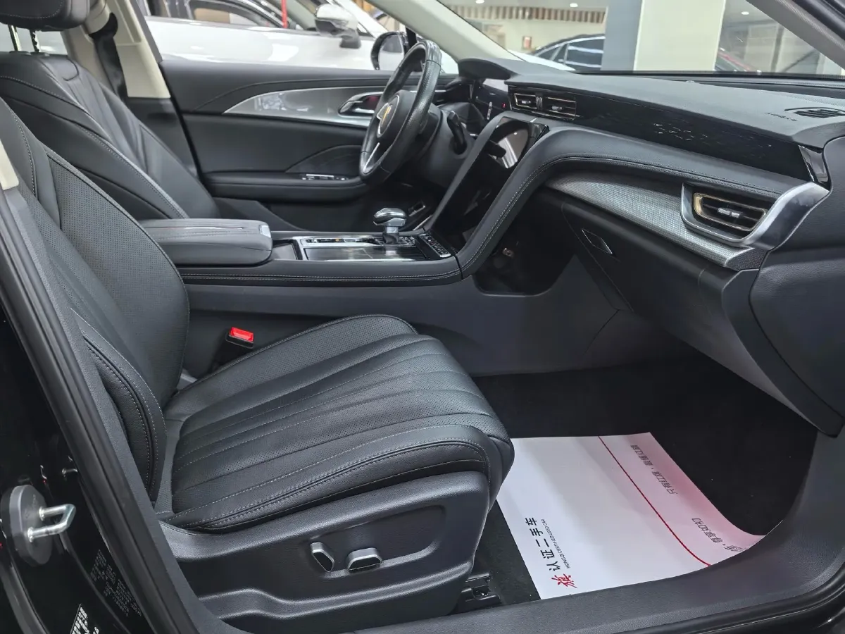 2023 HongQi H5 2.0T 224HP L4 8AT,autocango,china used car exporter,china ev exporter,chinese used car exporter,chinese used ev exporter