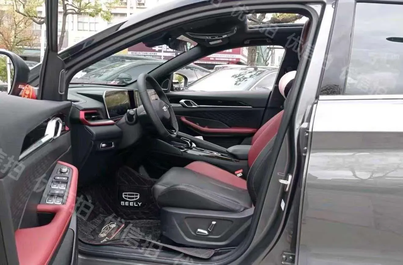 2023 Geely Coolray 1.5T 181HP L4 7DCT,autocango,china used car exporter,china ev exporter,chinese used car exporter,chinese used ev exporter