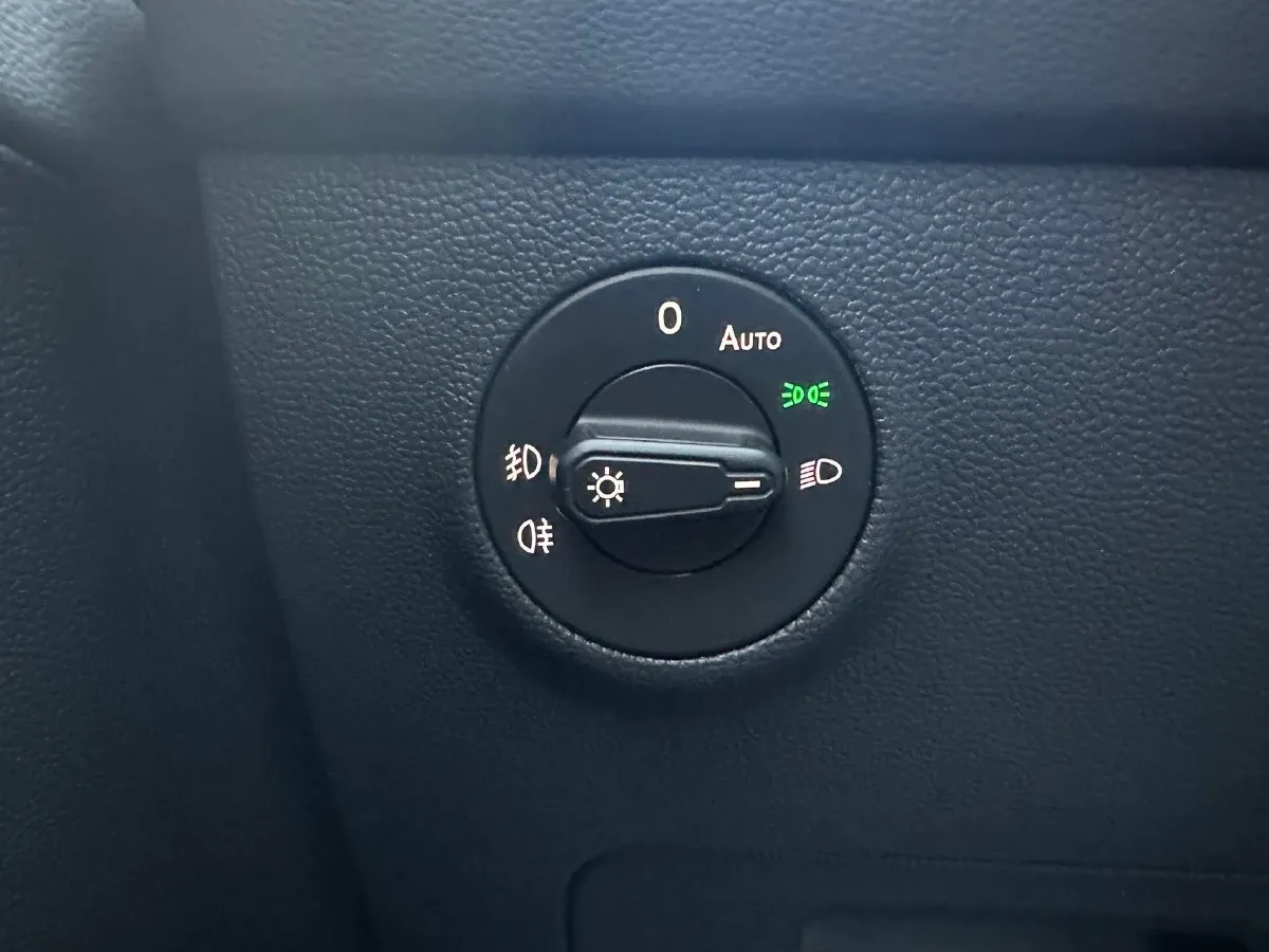 2021 Volkswagen Tharu 1.4T 150HP L4 7DCT,autocango,china used car exporter,china ev exporter,chinese used car exporter,chinese used ev exporter