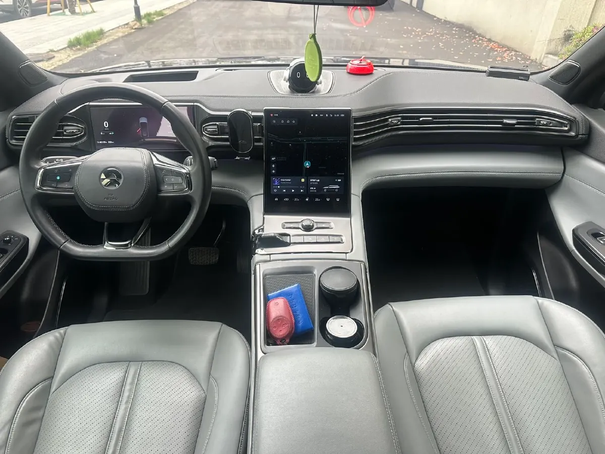 2020 NIO ES6 BEV 70KWH,autocango,china used car exporter,china ev exporter,chinese used car exporter,chinese used ev exporter