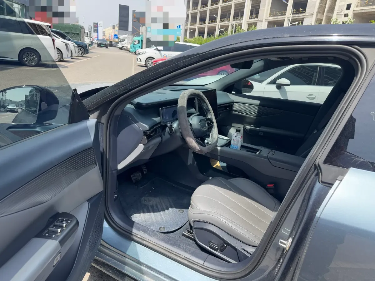 2024 LYNK&CO 07 EM-P 1.5T 163HP L4 3DHT PHEV 18.99KWH,autocango,china used car exporter,china ev exporter,chinese used car exporter,chinese used ev exporter