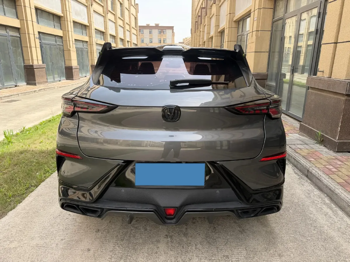 2020 ChangAn UNI-T 1.5T 180HP L4 7DCT,autocango,china used car exporter,china ev exporter,chinese used car exporter,chinese used ev exporter