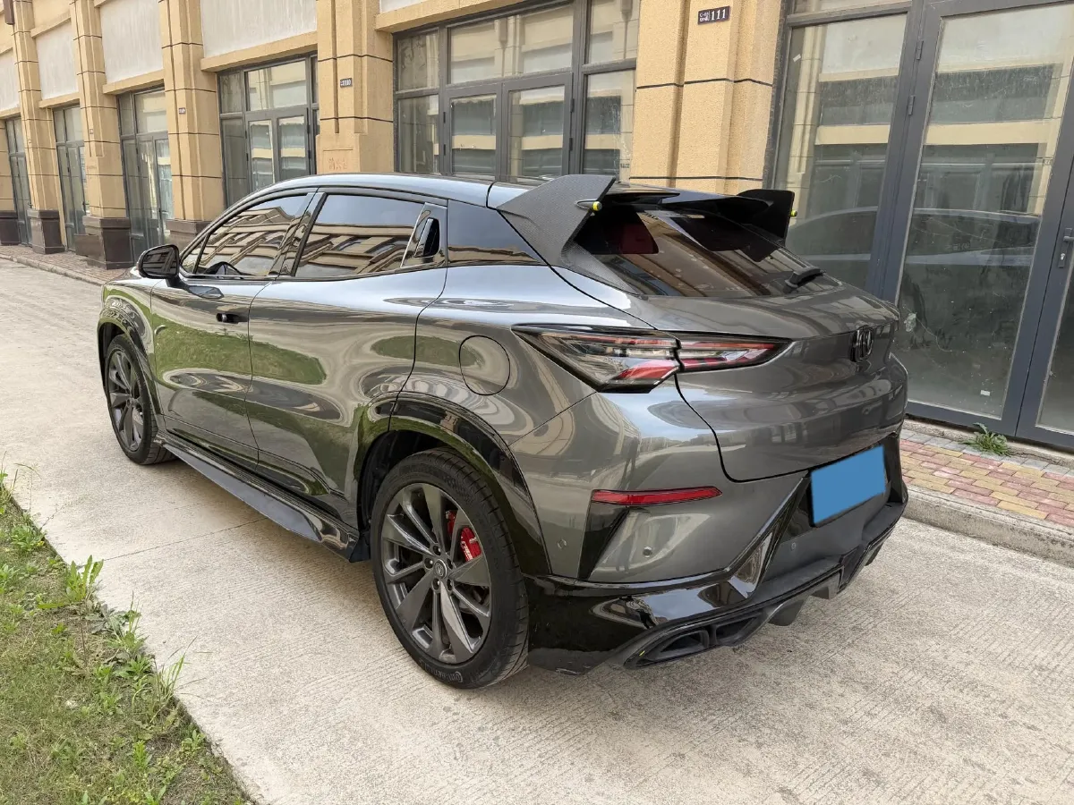 2020 ChangAn UNI-T 1.5T 180HP L4 7DCT,autocango,china used car exporter,china ev exporter,chinese used car exporter,chinese used ev exporter