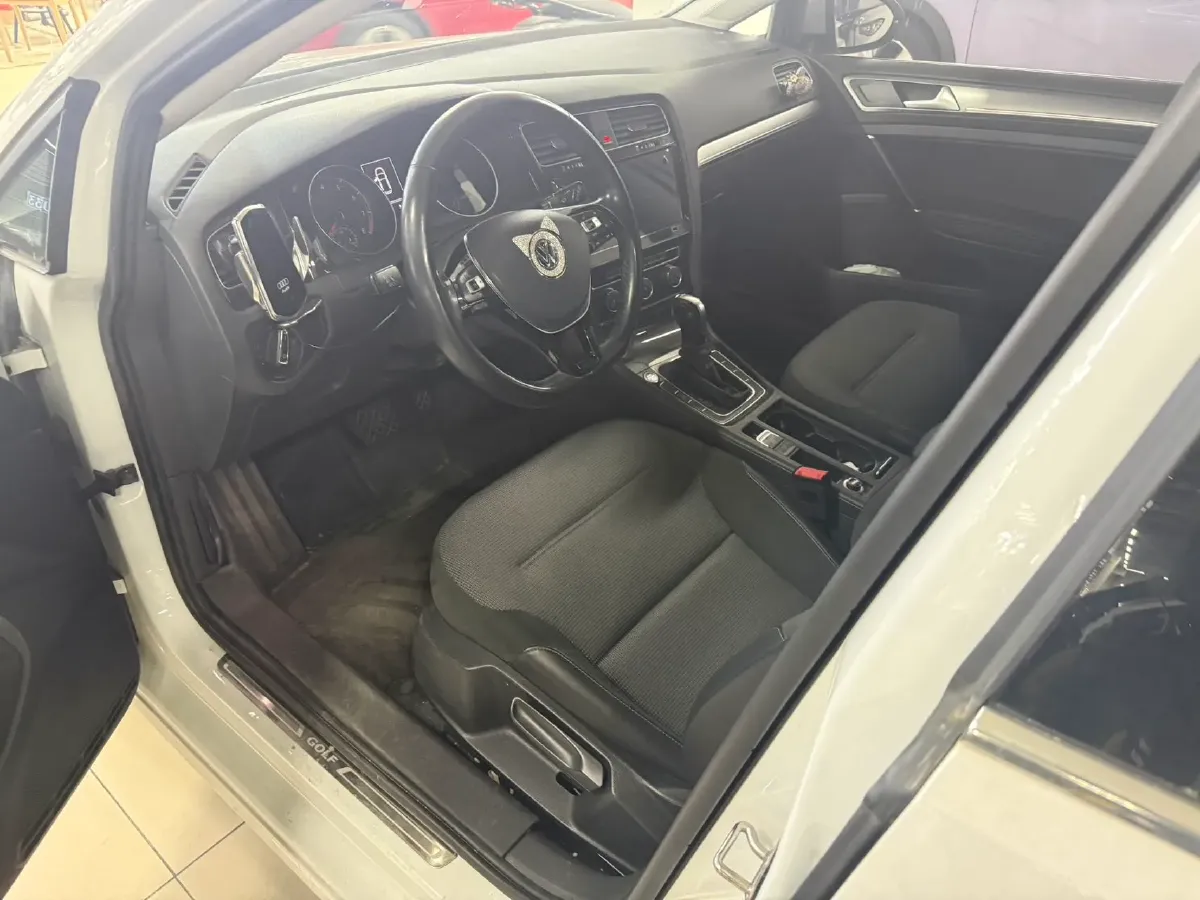 2020 Volkswagen Golf 1.4T 150HP L4 7DCT,autocango,china used car exporter,china ev exporter,chinese used car exporter,chinese used ev exporter