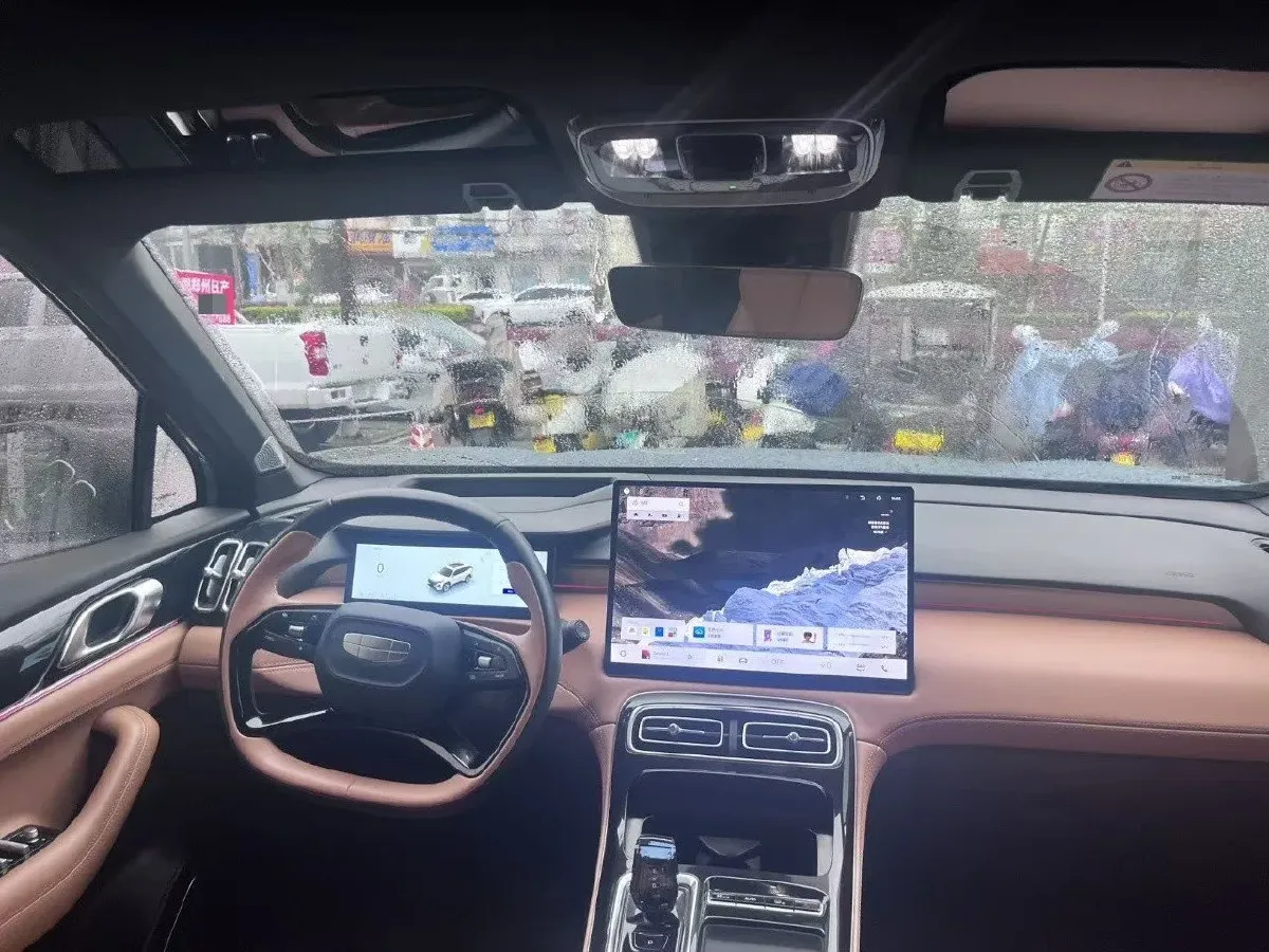 2025 Geely StarRay 1.5T 181HP L4 7DCT,autocango,china used car exporter,china ev exporter,chinese used car exporter,chinese used ev exporter