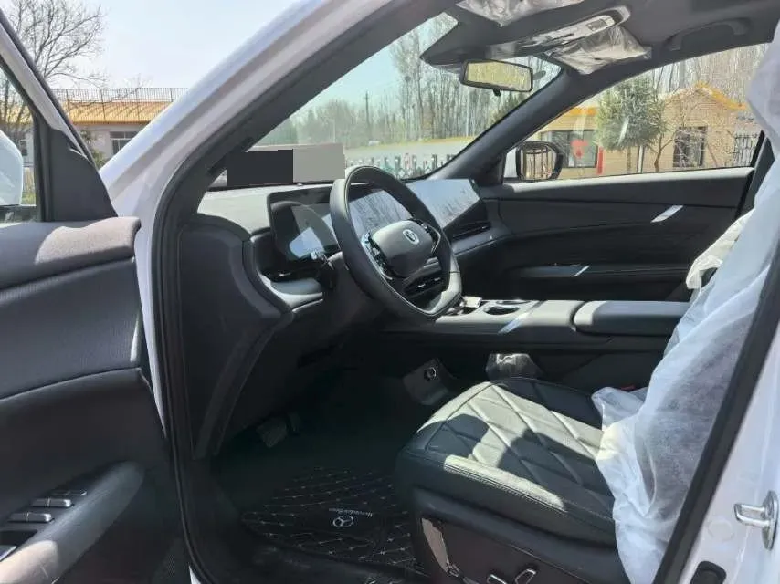 2025 ChangAn CS75 Plus 1.5T 192HP L4 8AT,autocango,china used car exporter,china ev exporter,chinese used car exporter,chinese used ev exporter