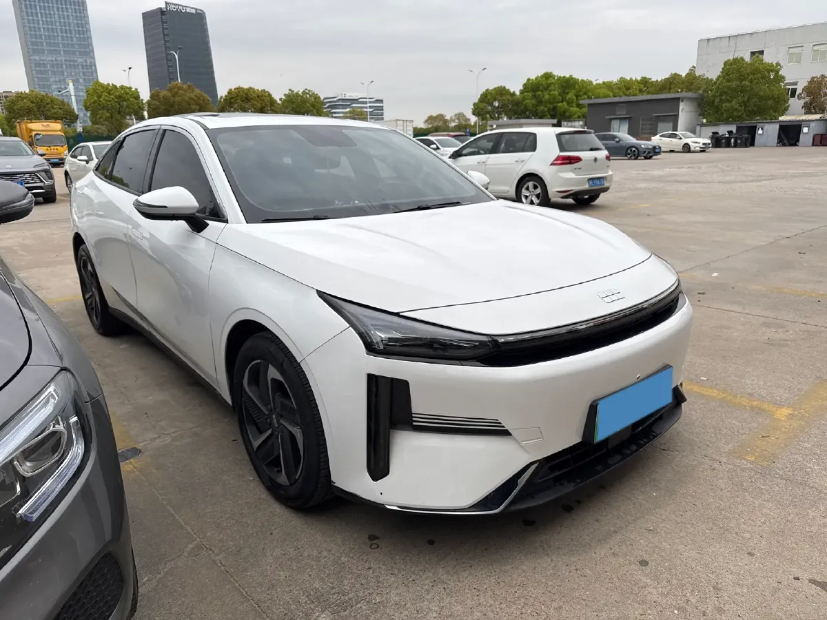 2023 Geely Galaxy L6 1.5T 163HP L4 3DHT PHEV,autocango,china used car exporter,china ev exporter,chinese used car exporter,chinese used ev exporter