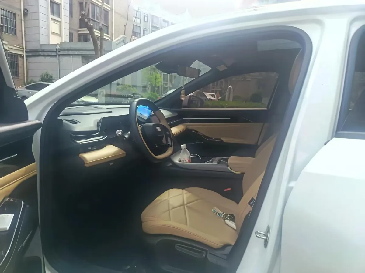 2023 Geely Galaxy L6 1.5T 163HP L4 3DHT PHEV,autocango,china used car exporter,china ev exporter,chinese used car exporter,chinese used ev exporter