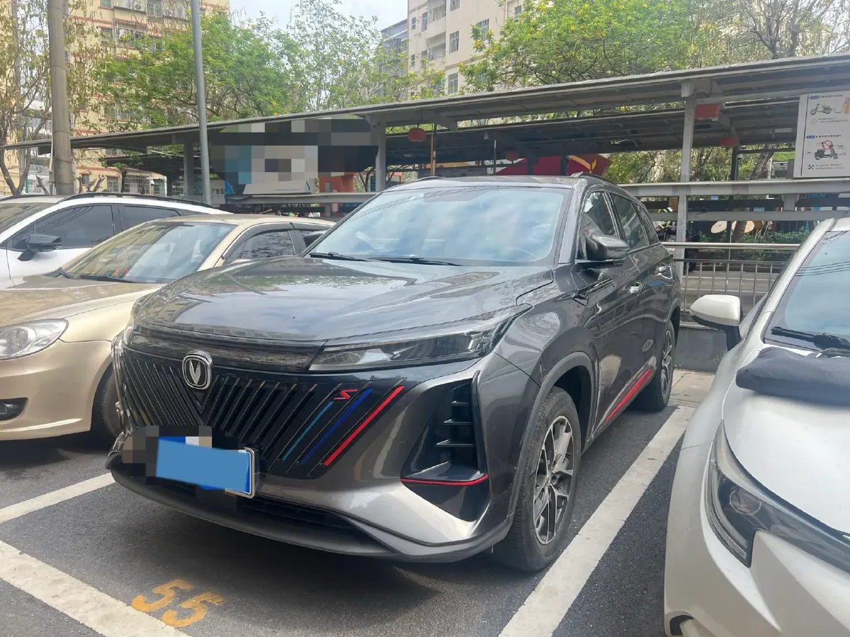 2023 ChangAn CS75 Plus 1.5T 188HP L4 8AT,autocango,china used car exporter,china ev exporter,chinese used car exporter,chinese used ev exporter