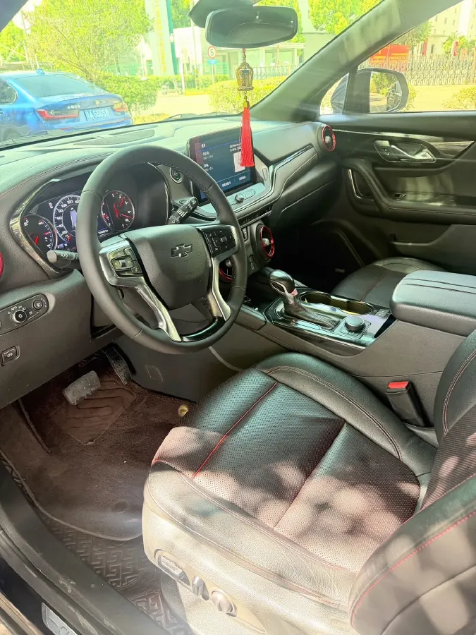 2021 Buick GL8 2.0T 237HP L4 9AT,autocango,china used car exporter,china ev exporter,chinese used car exporter,chinese used ev exporter