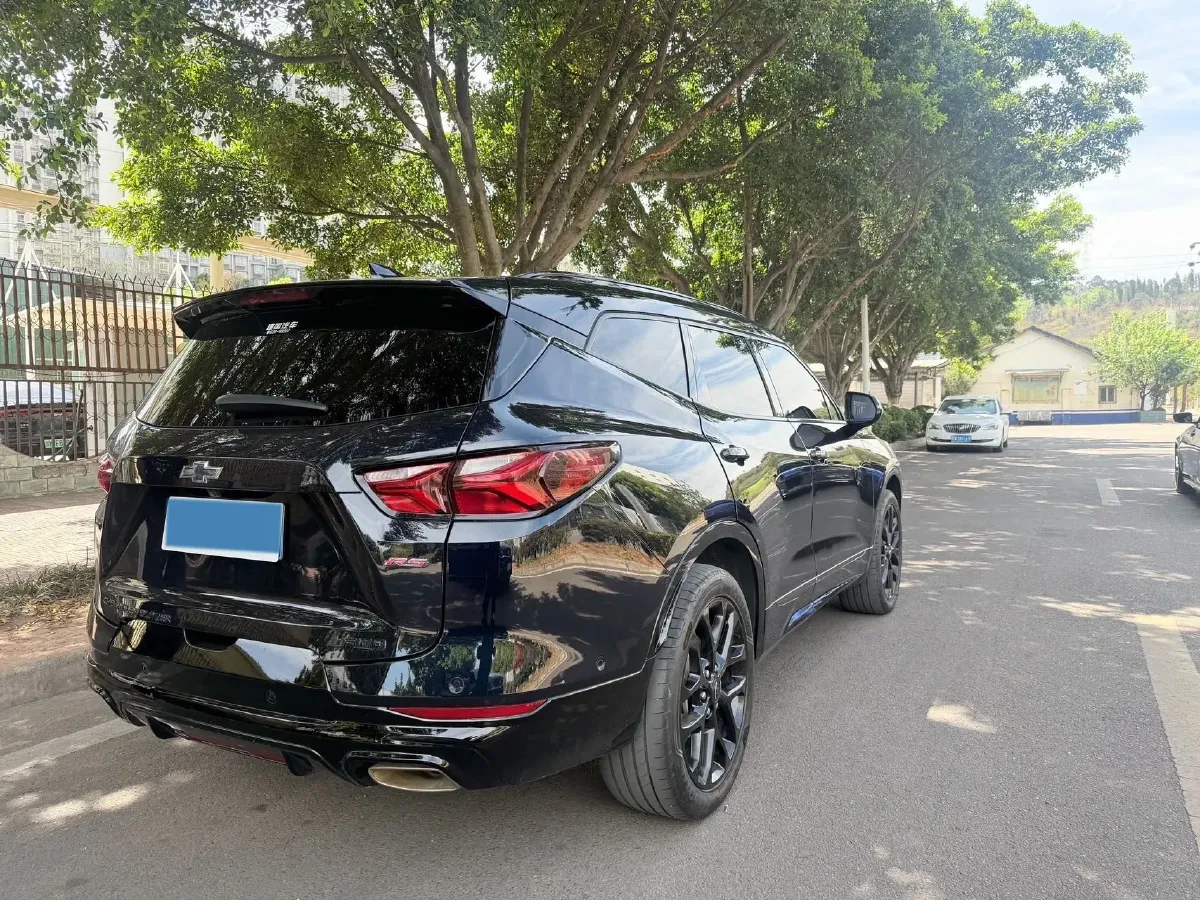 2021 Buick GL8 2.0T 237HP L4 9AT,autocango,china used car exporter,china ev exporter,chinese used car exporter,chinese used ev exporter