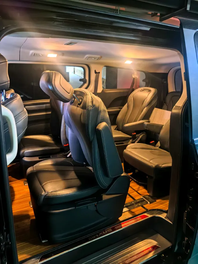 2023 MAXUS G20 2.0T 261HP L4 8AT,autocango,china used car exporter,china ev exporter,chinese used car exporter,chinese used ev exporter