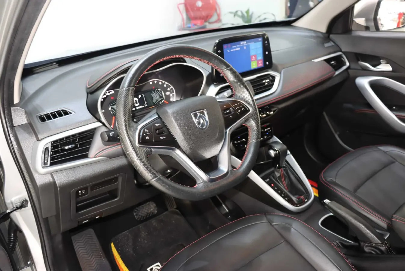 2021 BaoJun 510 1.5L 99HP L4 CVT,autocango,china used car exporter,china ev exporter,chinese used car exporter,chinese used ev exporter